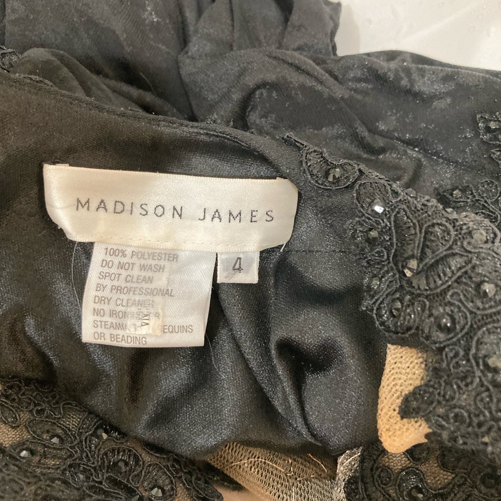 Madison James Prom dress  Black Lace Backless Gown - Picture 9 of 9